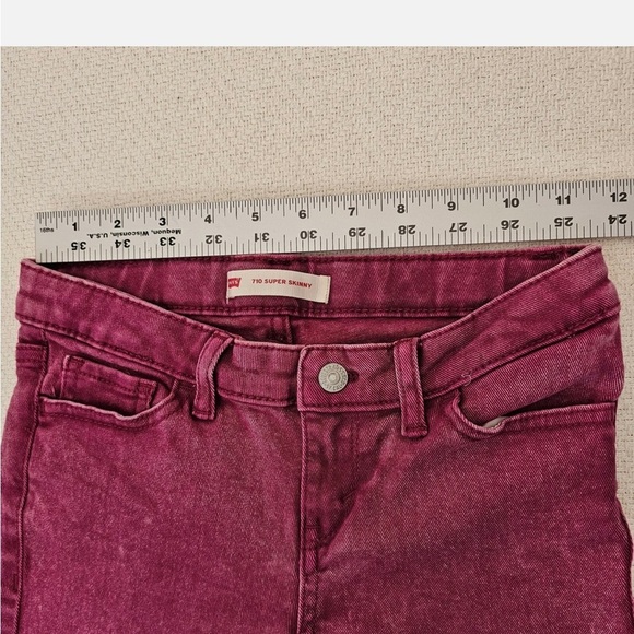 Levi's Pink Skinny Jeans Vibrant Style - Picture 8 of 12